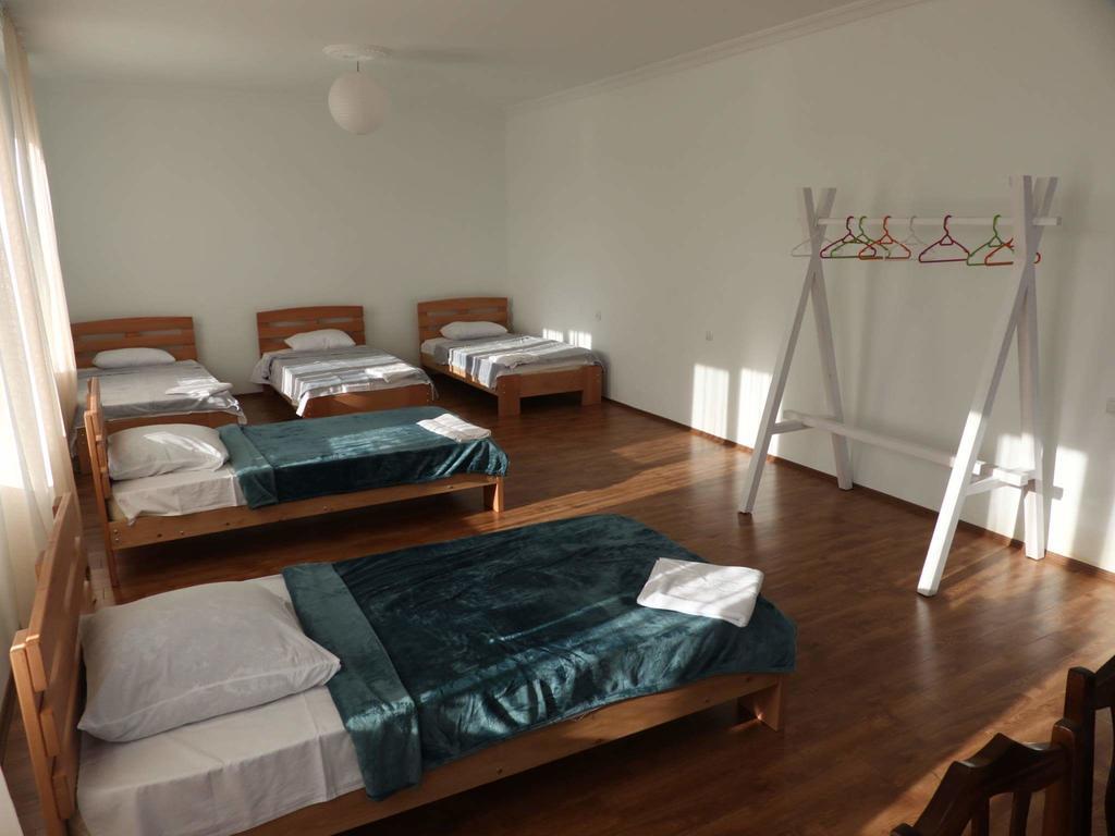 Leila'S Guest House Joqolo Экстерьер фото
